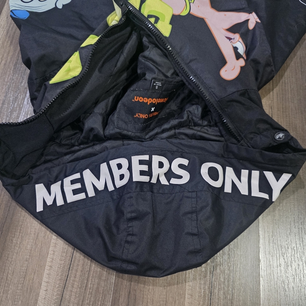 Members Only X Nickelodeon SpongeBob SquarePants Graphic Hooded Full Zip Jacket. - Picture 7 of 12
